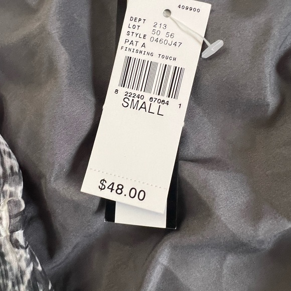 AB Studio blouse 2 for $10 - Picture 2 of 3